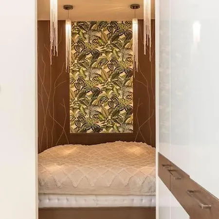 Homey - Parliament, Chain Bridge Apartment Budapest